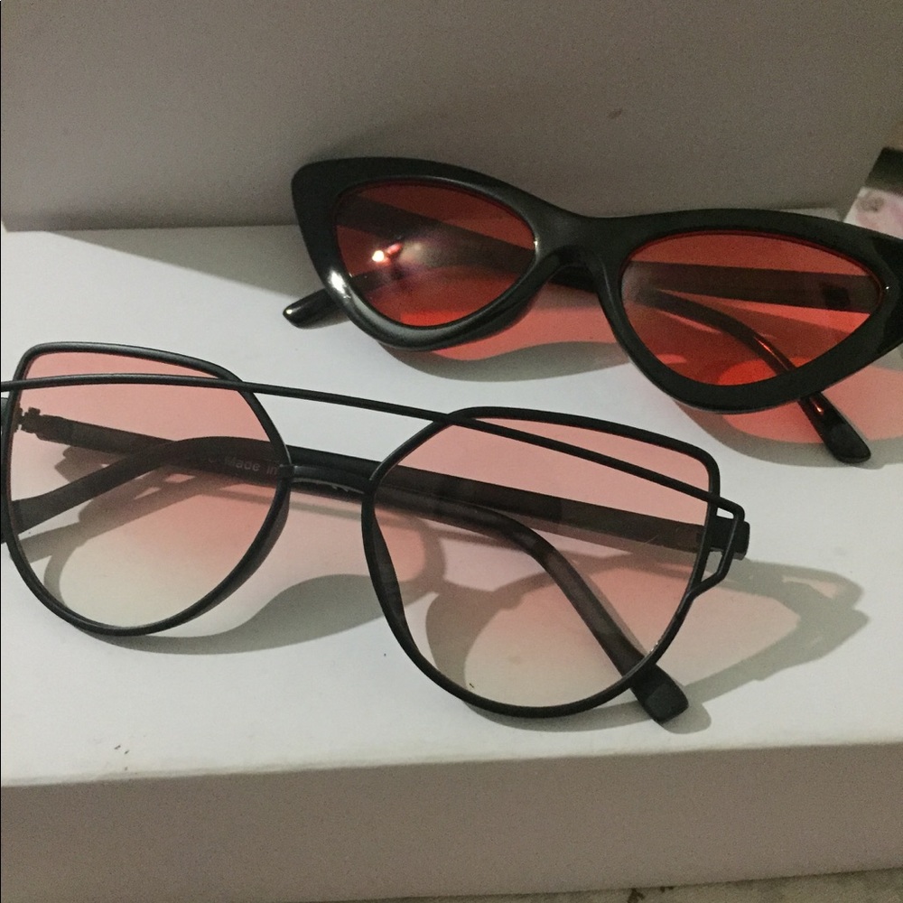 Red Lens black Frame Triangle Aviator sunglasses